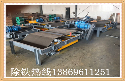 自卸式永磁除鐵器，新疆自卸式永磁除鐵器_技術(shù)參數_ 新疆自卸式永磁除鐵器安裝方式_如何換帶 