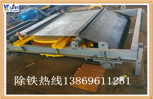 自卸式帶式電磁除鐵器，新疆自卸帶式電磁除鐵器_規格型號_新疆自卸帶式電磁除鐵器廠(chǎng)家的工作原理生產(chǎn)廠(chǎng)家型號及內部結構 